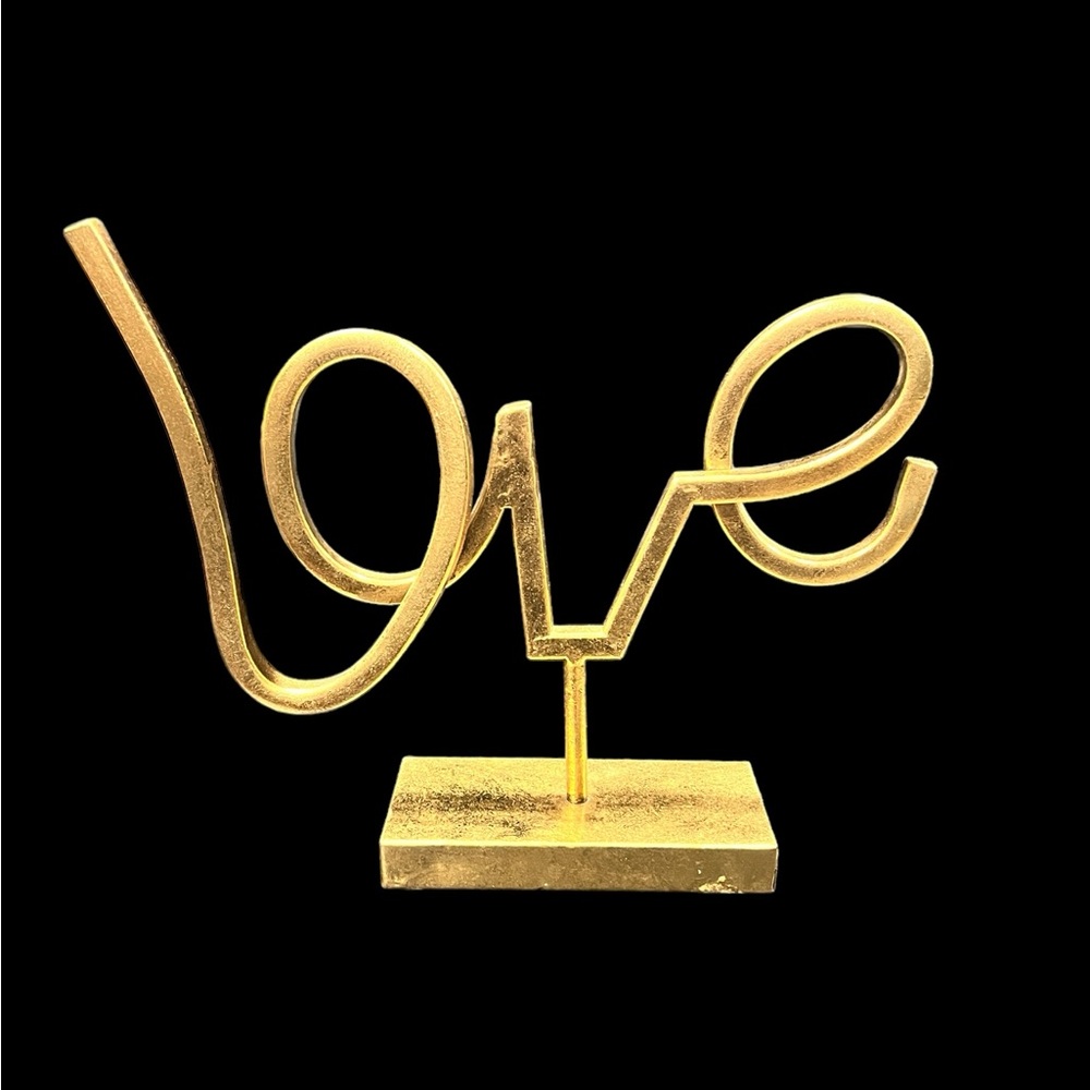 Gold Love home decor
